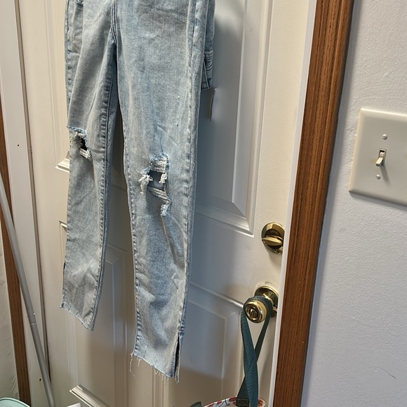 Old Navy Blue Denim Jeans with Classic Wash - Picture 8 of 8